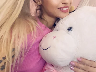 BabyNose live cam video preview
