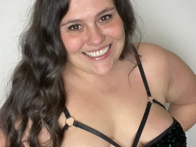 melody_mccoy webcam livesex profile in white cams
